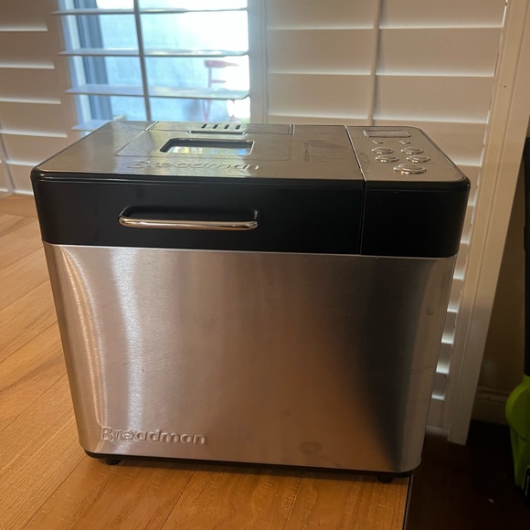 BREADMAN BK1050S - 2 LB Professional Bread Maker‎ Stainless Steel NEW NO BOX - Picture 1 of 16